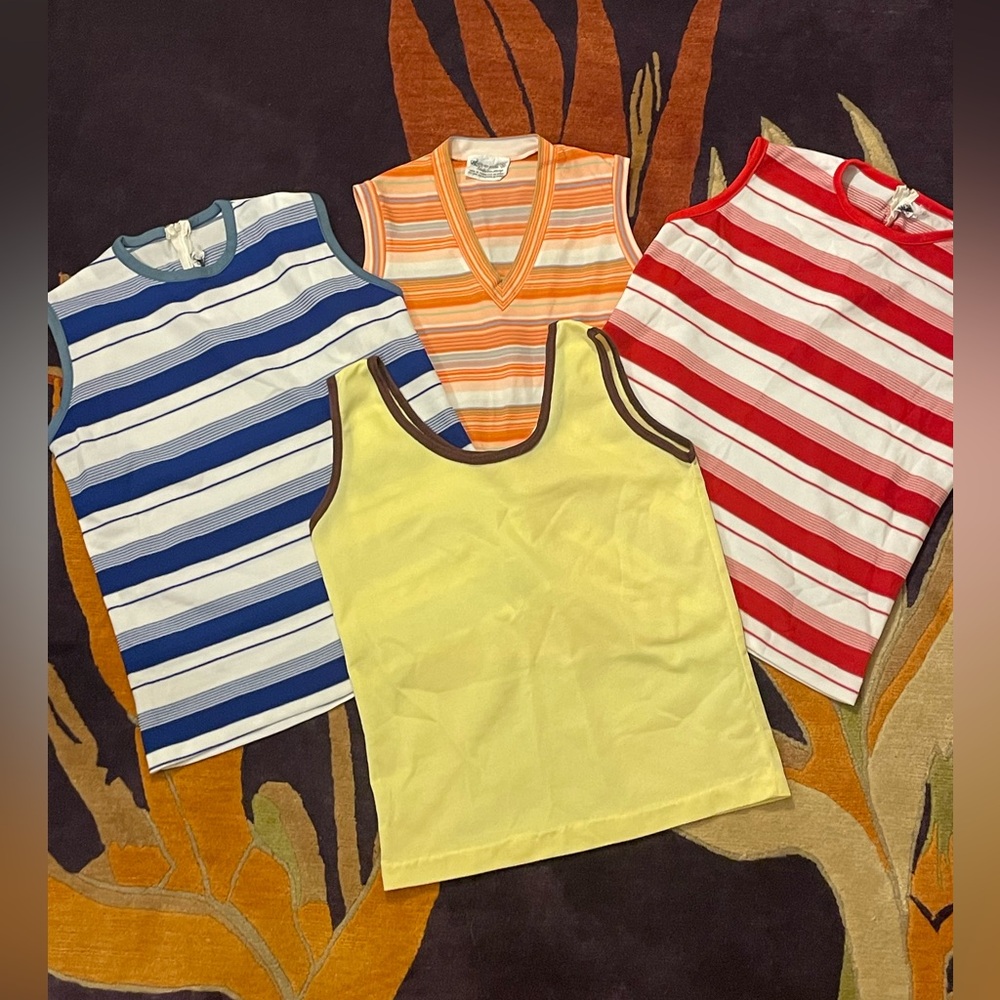 Vintage 70’s Women’s Tank Top Bundle (4)